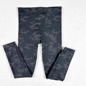 Spanx Look At Me Now Leggings‎ M Black Camo Seamless Athleisure Workout Lounge